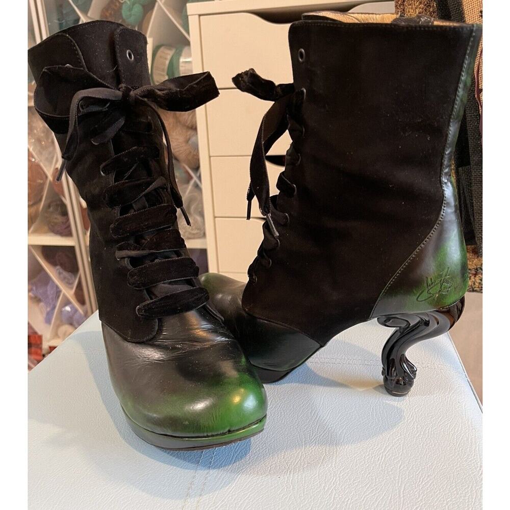 Fluevog Queen Transcendent Boot Heel 10.5 Green Super Rare!
